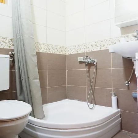 Airport - Lucia Belgrad