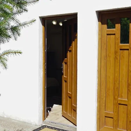 Airport - Lucia Apartmán