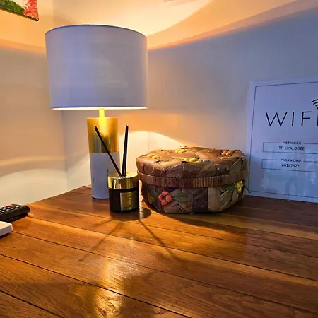 Airport - Lucia Apartman *