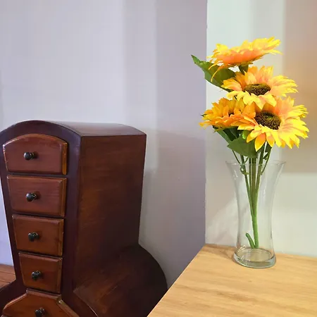 Airport - Lucia * Bělehrad